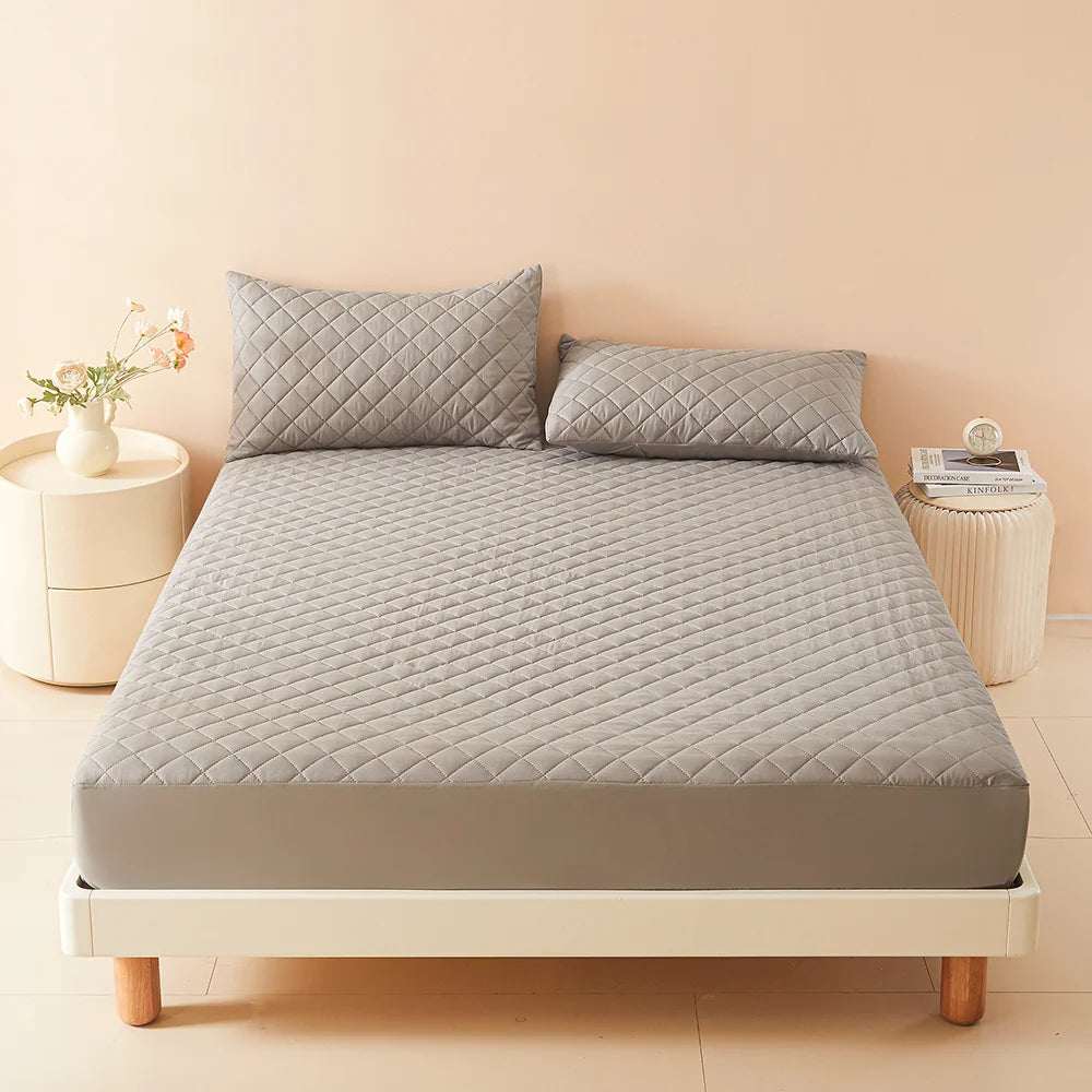 Cloud-Soft Waterproof Mattress Protector - 3D Air Fabric For Perfect Sleep